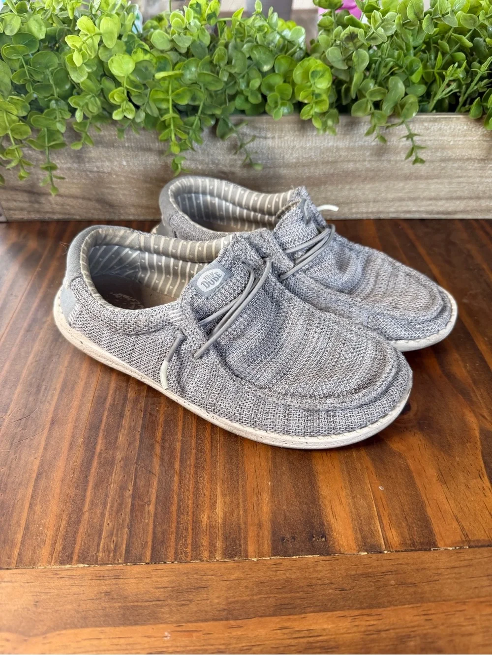 Hey Dude Youth Size 5 Grey Wally Slip-On Shoes